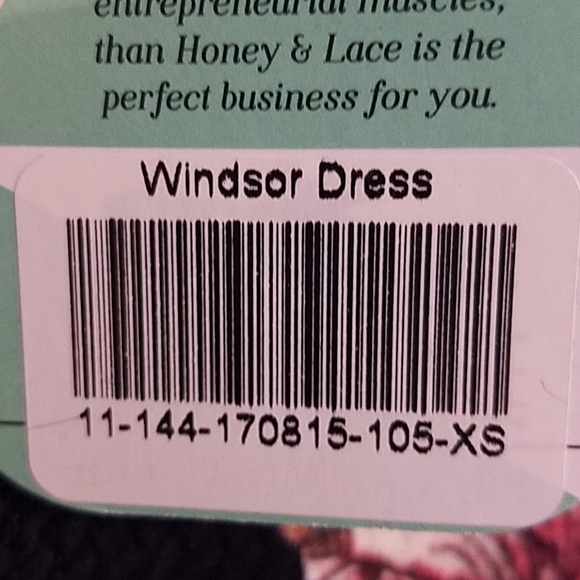 Floral Honey and Lace Windsor Dress - Picture 3 of 3